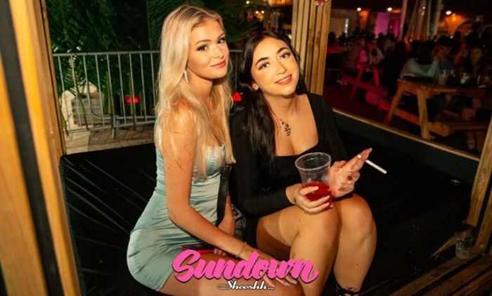 Best Places To Meet Girls In Brighton & Dating Guide