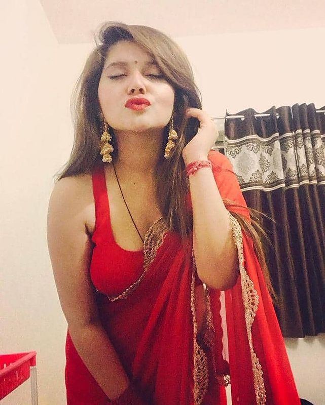Tips To Date an Escort in Ajmeri Gate Delhi