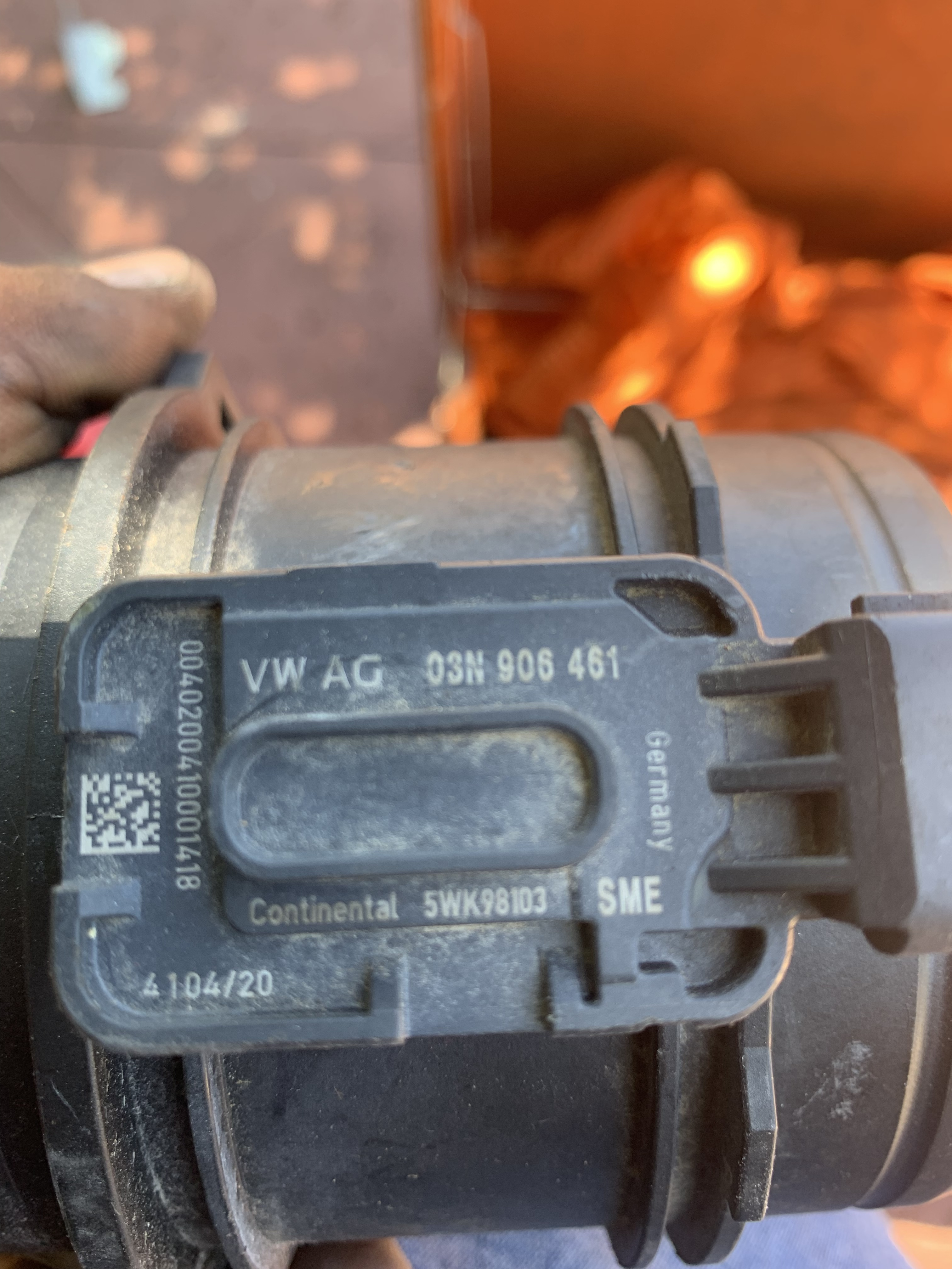 2020 VW Atlas air flow tube